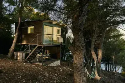 Shelter in the woods