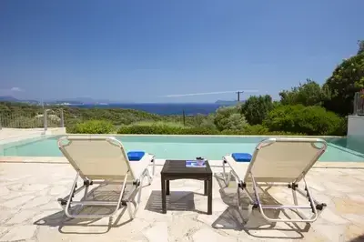 Villa Lefki full of natural light, very spacious villa with infinity pool