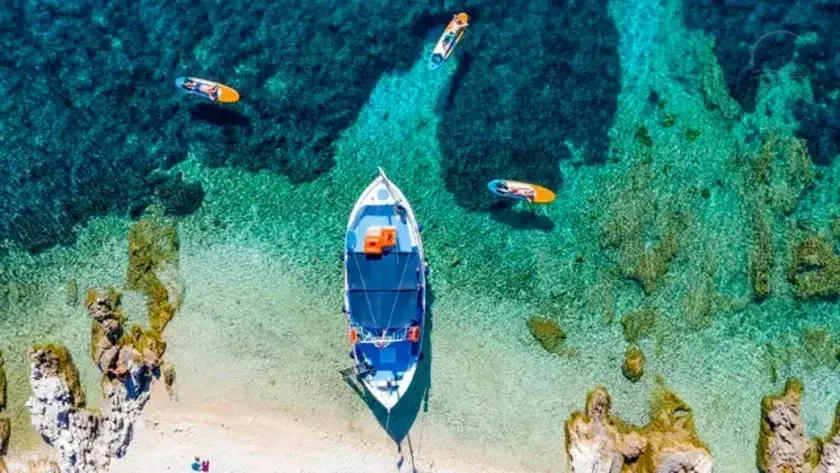Explore the eastern coast with SUPs while cruising with a fishing boat Main photo of the rental