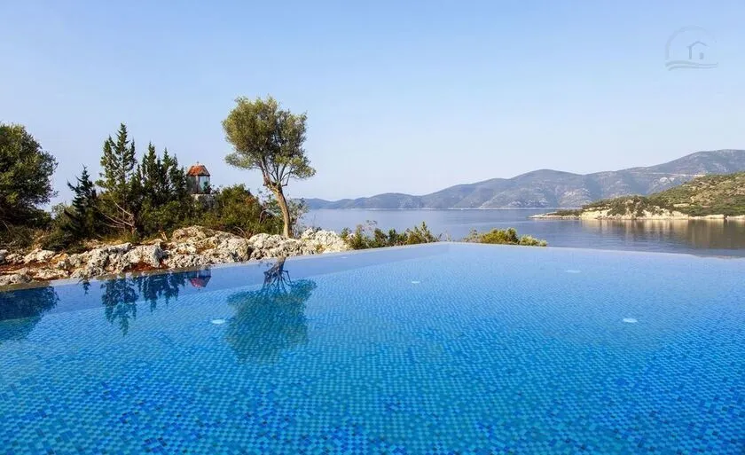 Exclusive Seafront Estate in Amousso Main photo of the rental