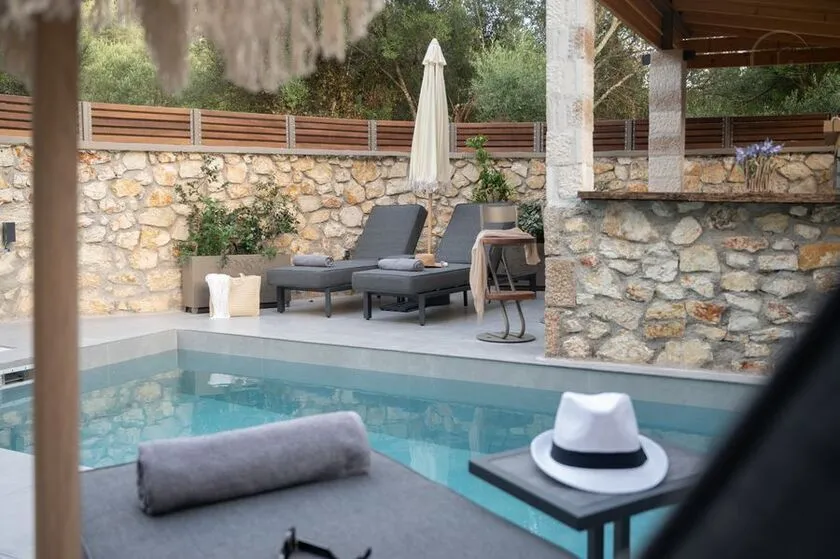 Luxury 5-Bedroom Villa in Meganisi with Pool & Jacuzzi Main photo of the rental