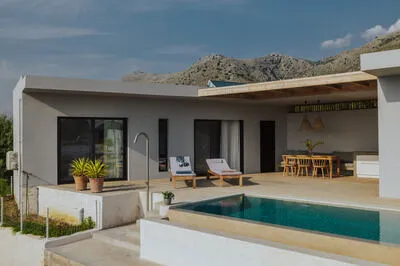 Villa Pelagia offering breathtaking views of the Bay of Paleros