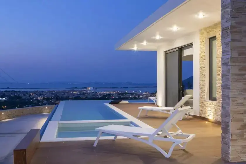 Elegante griechische Inselvilla mit Pool Main photo of the rental